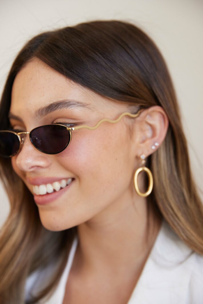 זהב עדשה שחורה 1 Scaled 1.jpg