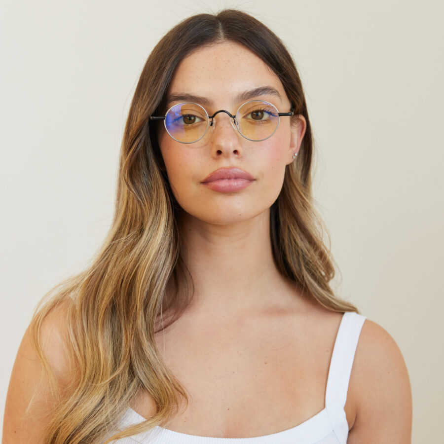 עגול כסף ושחור נשחם Scaled 1.jpg